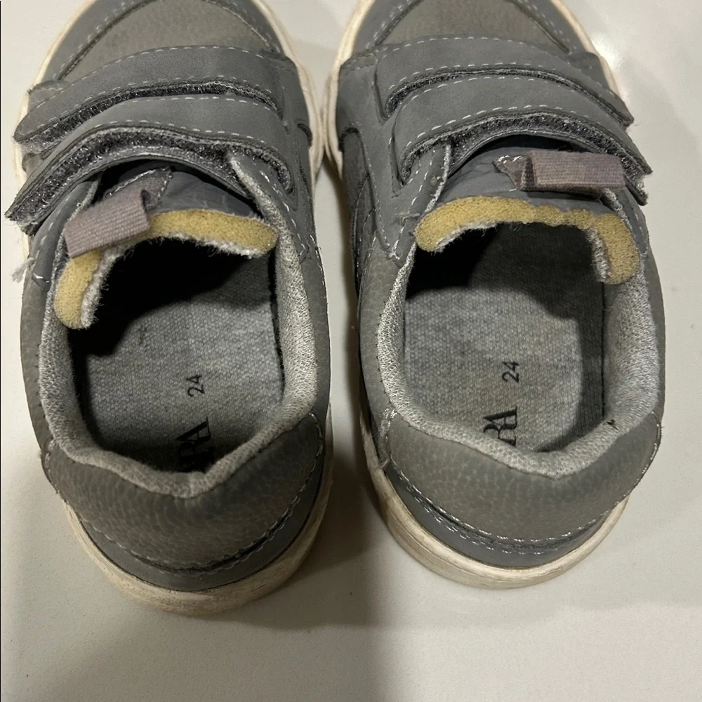 Zara Kids‎ Gray Sneakers 8C